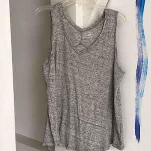 Like new Gap tee